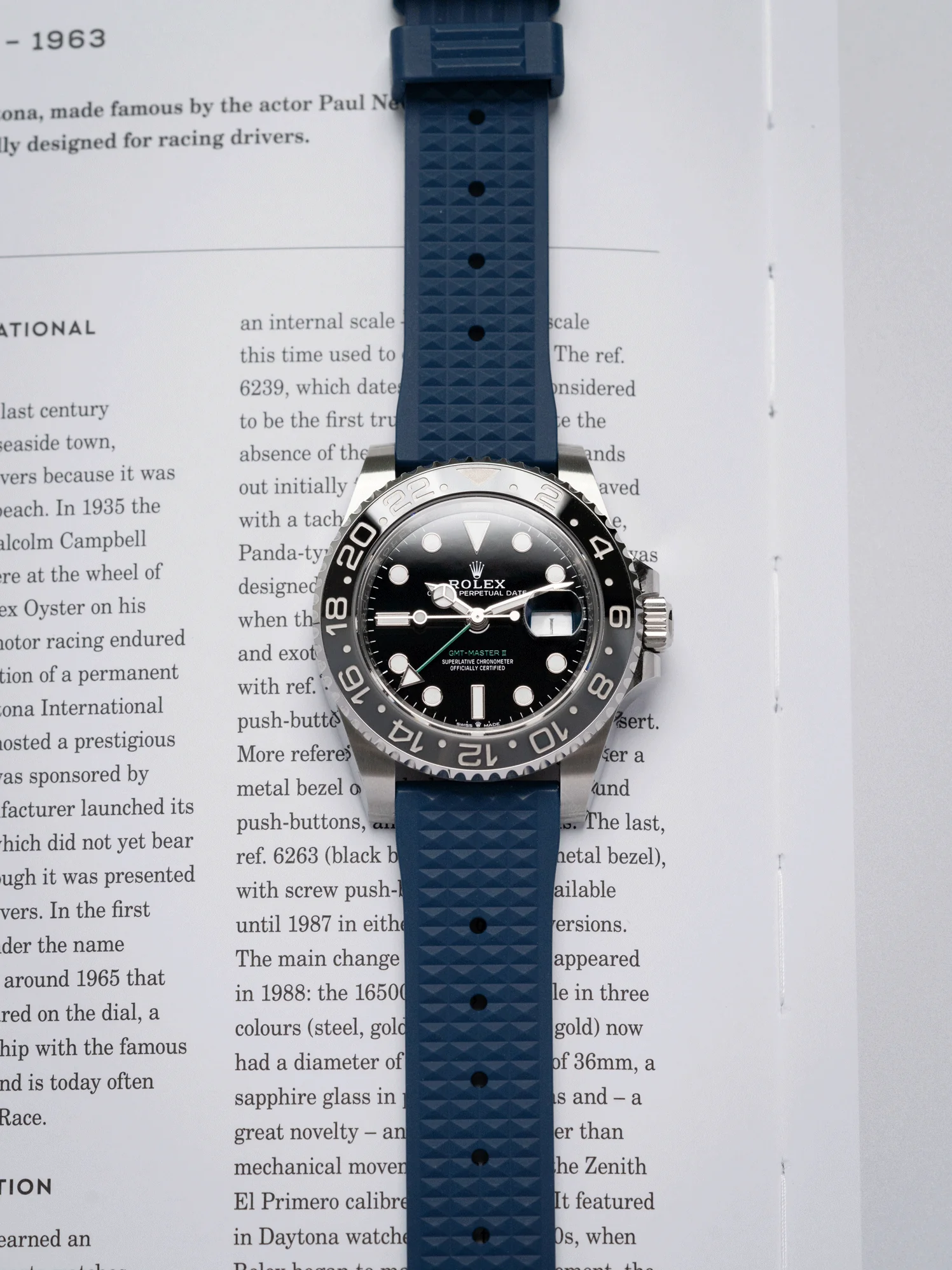 Waffle FKM Rubber Strap in Navy - Image 2